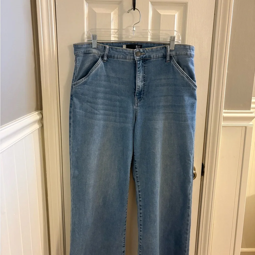 Kut from the Kloth Light Blue Wide-Leg Jeans